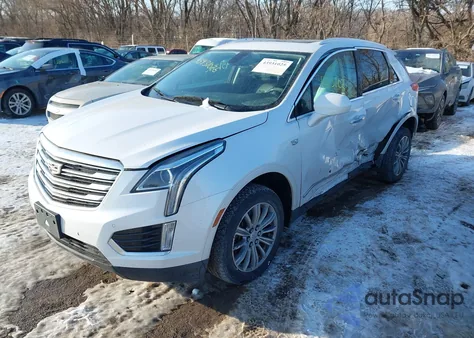 2017 Cadillac Xt5 Luxury z USA, uszkodzony, nr VIN 1GYKNDRS3HZ185538